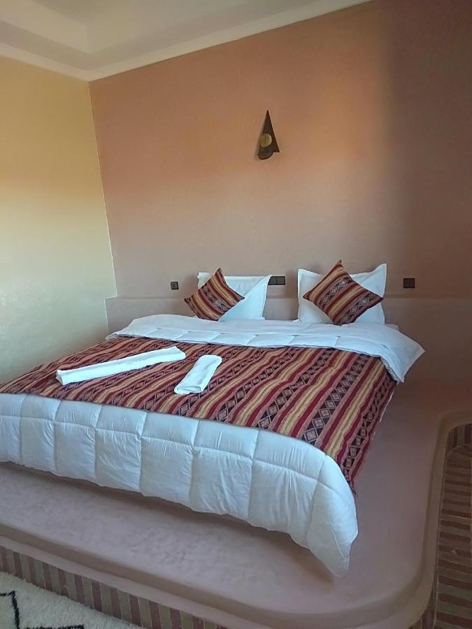 Riad Les jardins de Merzouga Buitenkant foto