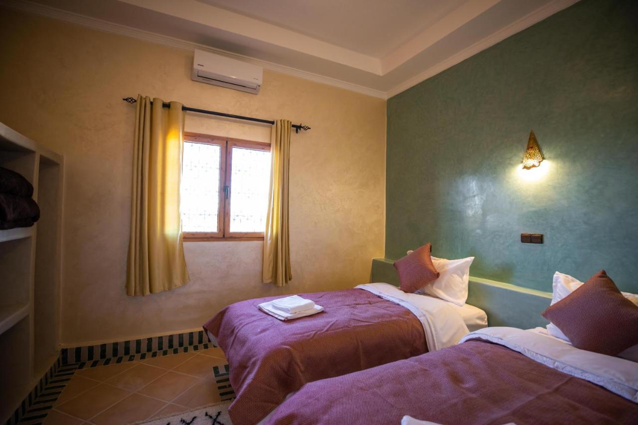 Riad Les jardins de Merzouga Buitenkant foto