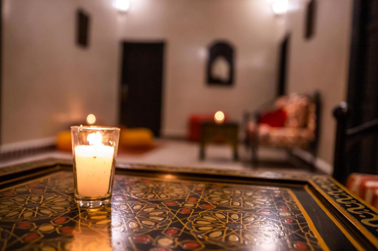 Riad Les jardins de Merzouga Buitenkant foto