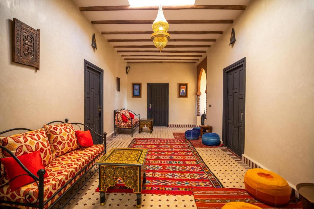 Riad Les jardins de Merzouga Buitenkant foto